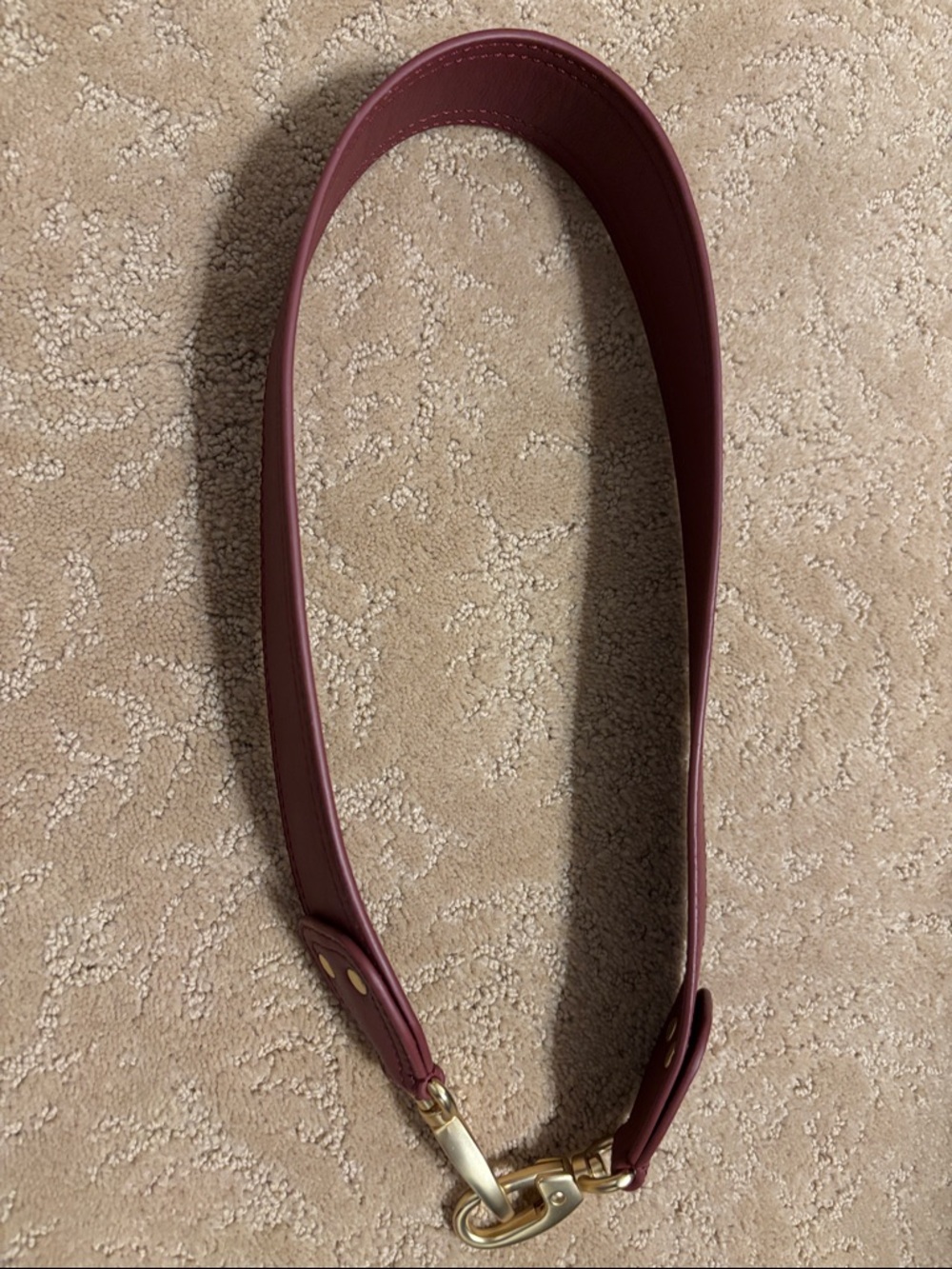 Quince Women's Woven Leather Shoulder Bag in Burgundy - Picture 5 of 9